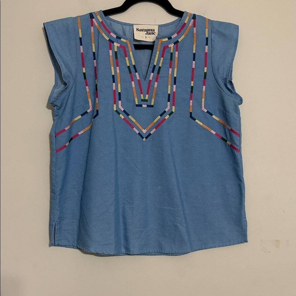 Savanna Jane Light Blue denim top blouse women S embroidery pull on casual vacay